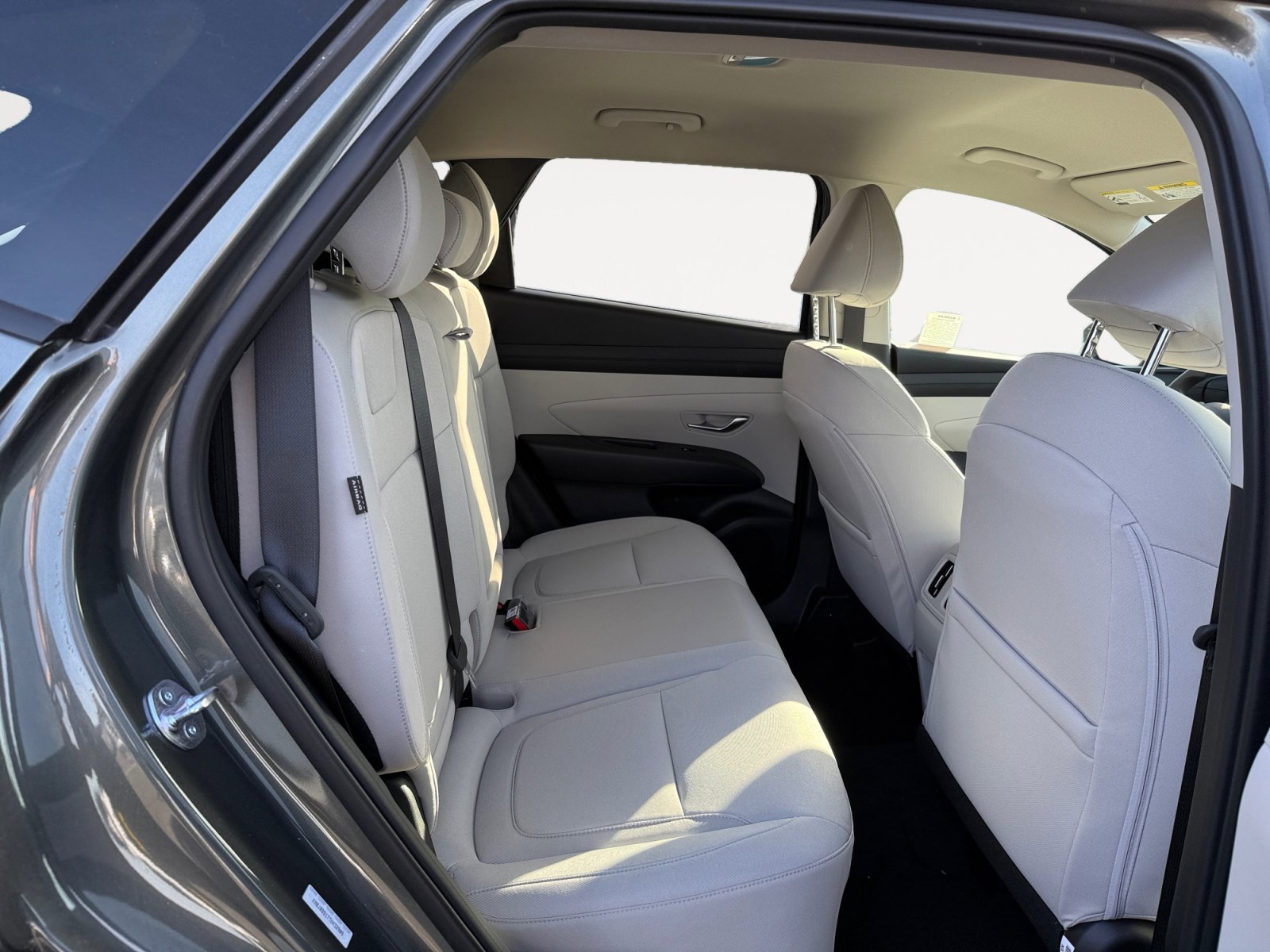 New 2026 Amazon Gray Hyundai SEL AWD image 18