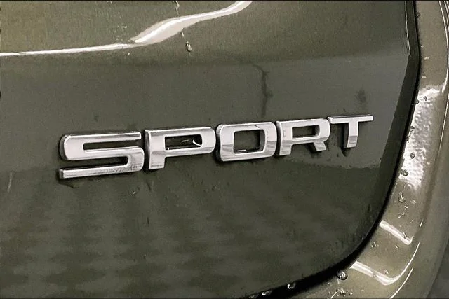 Used 2018 Olive Green Pearlcoat Jeep Sport image 8
