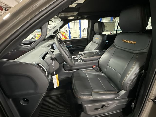 New 2026 Marsh Gray Ford Tremor® image 17