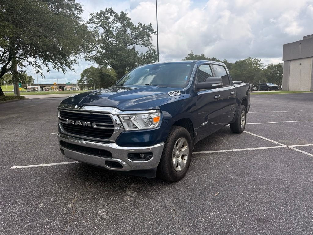 2019 RAM 1500 Big Horn/Lone Star 4x4 Crew Cab 5'7's photo