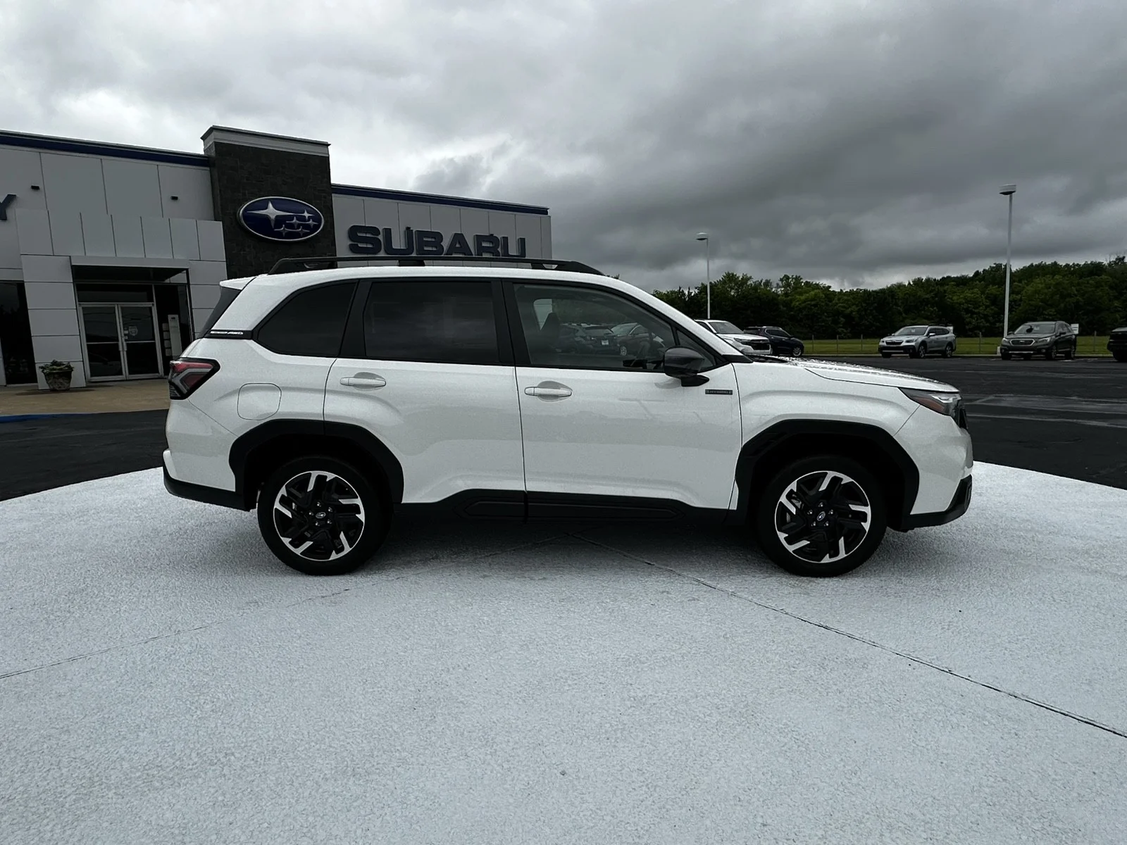 New 2026 CRYSTAL WHITE PEARL Subaru Premium Hybrid image 8