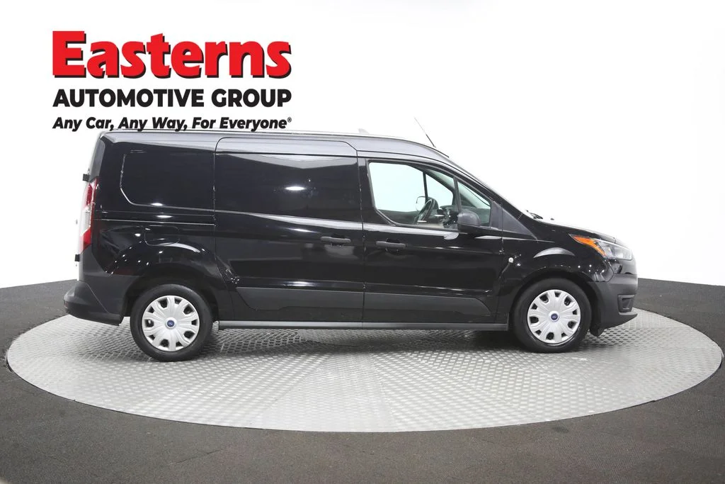 Used 2022 Black Ford XL image 41