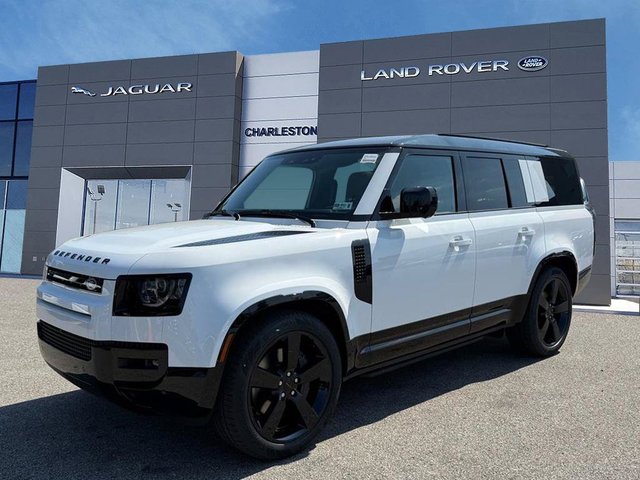2026 Land Rover Defender 130 X-Dynamic SE