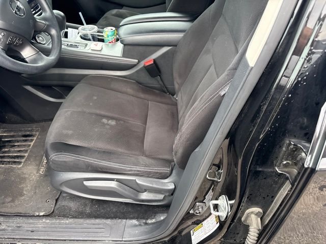 Used 2021 Black Nissan S image 5