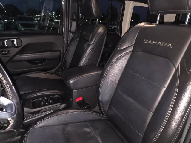 Used 2020 Gray Jeep Unlimited Sahara image 6