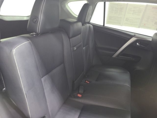 Used 2016 Classic Silver Metallic Toyota Limited image 18
