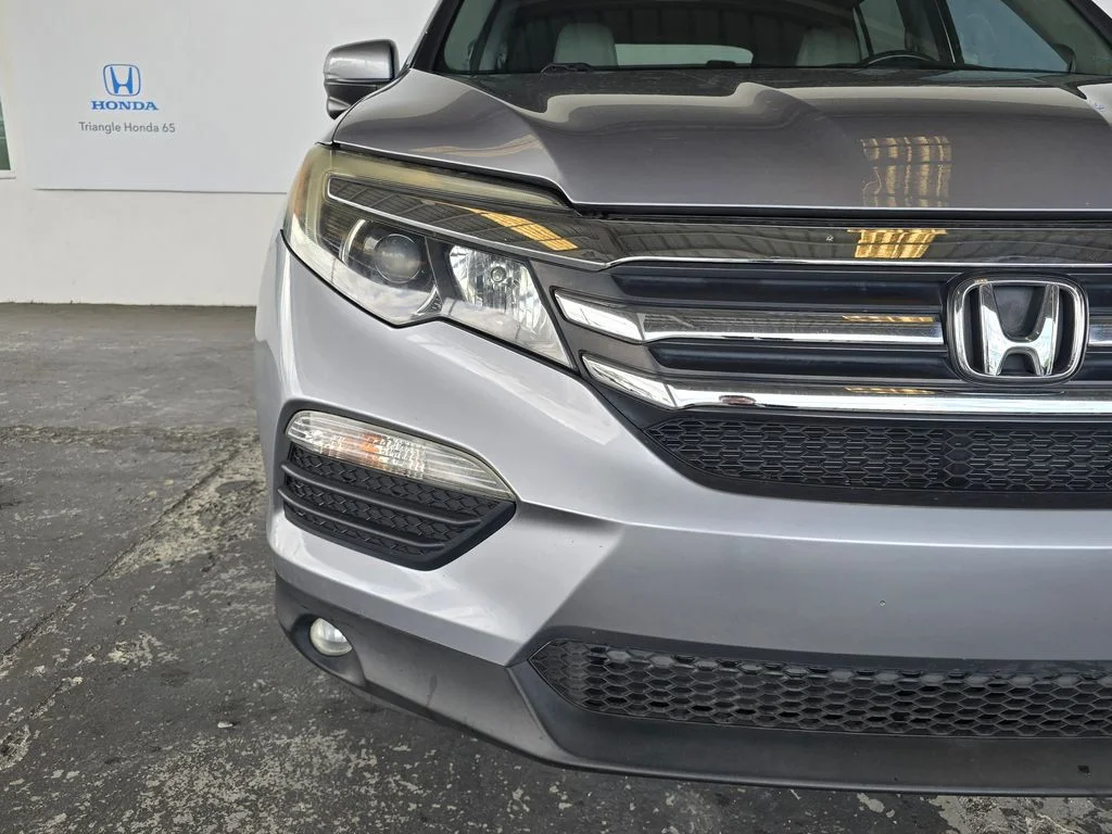 Used 2016 Silver Honda EX-L image 61