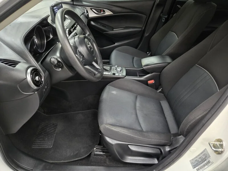Used 2019 Snowflake White Pearl Mazda Sport image 5