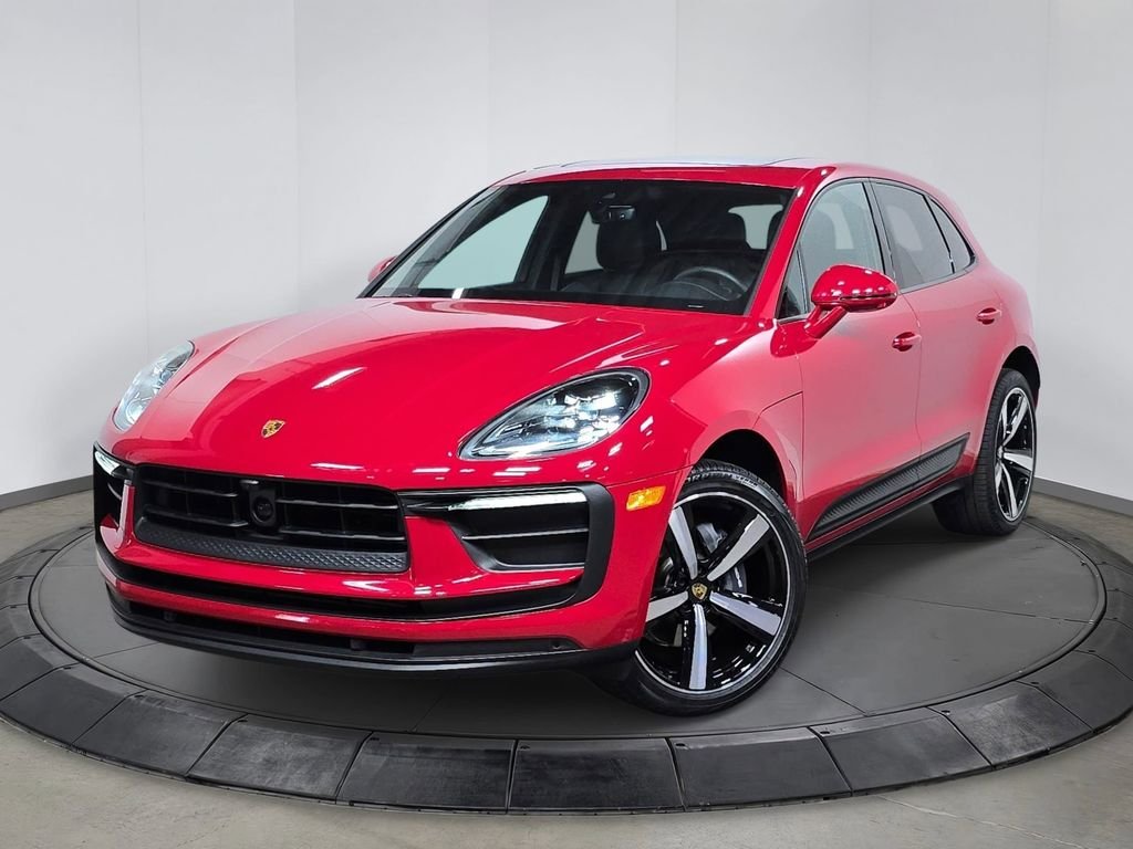 2026 Porsche Macan T's photo