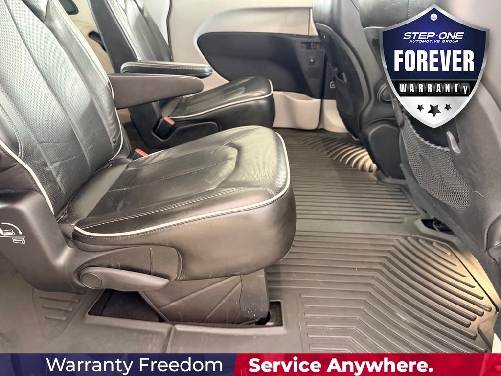 Used 2021 Gray Chrysler Limited image 34