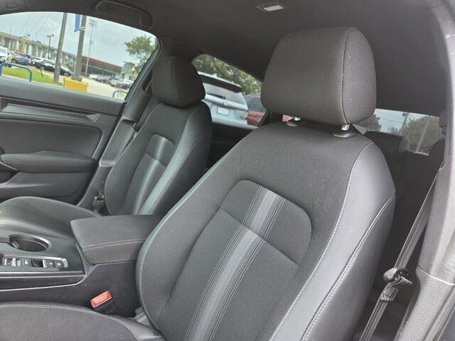 Certified Used 2025 Meteorite Gray Metallic Honda Sport image 11