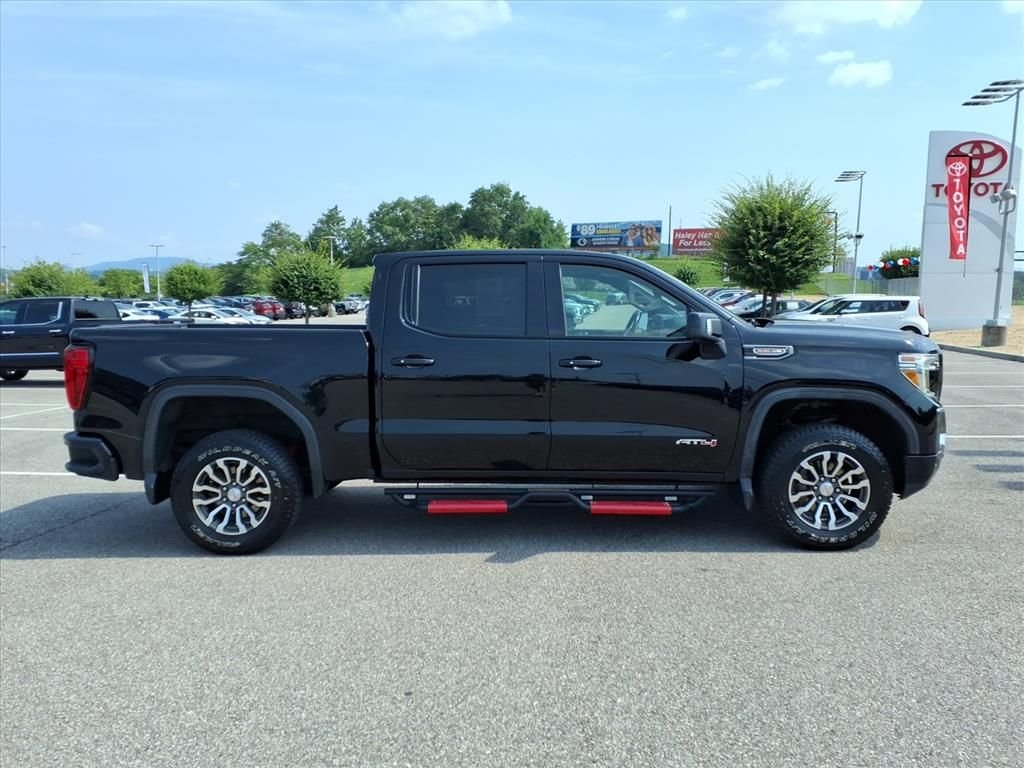 Used 2021 Black GMC AT4 image 3