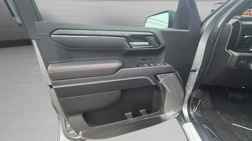 2026 GMC Sierra 1500 AT4X - Photo 17