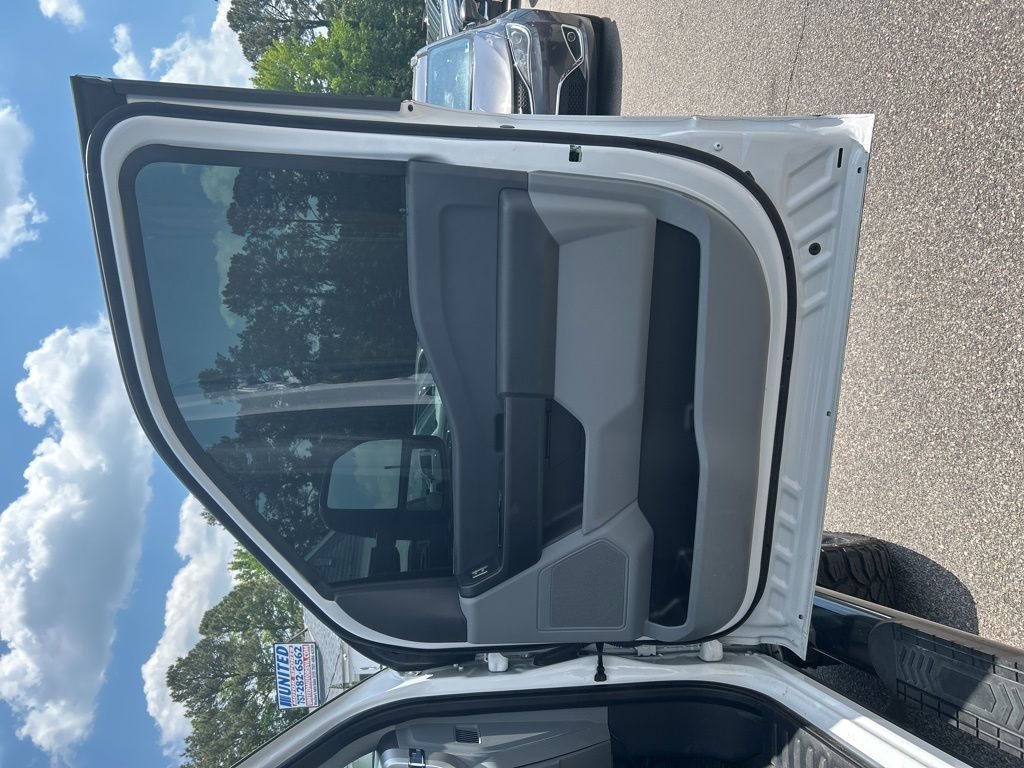 Used 2024 White Ford XL image 22