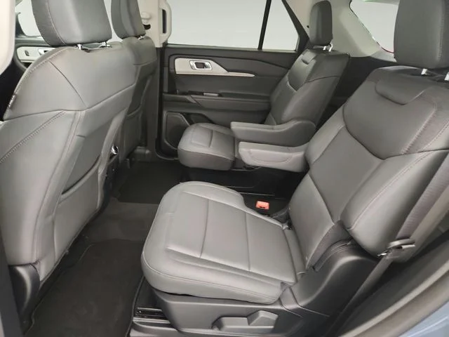 New 2026 Vapor Blue Metallic Ford Active image 57