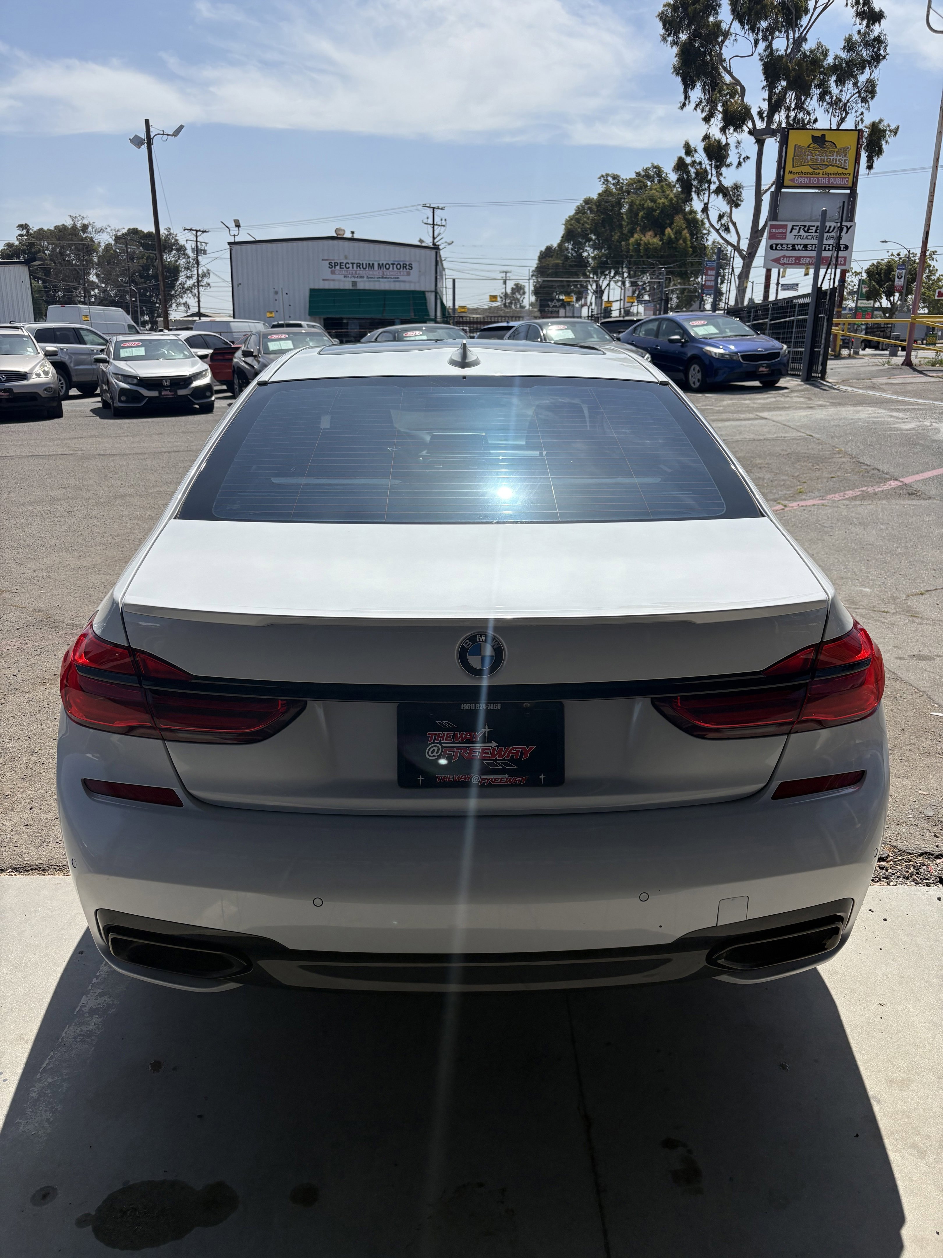 Used 2019 Mineral White Metallic BMW 740i image 5