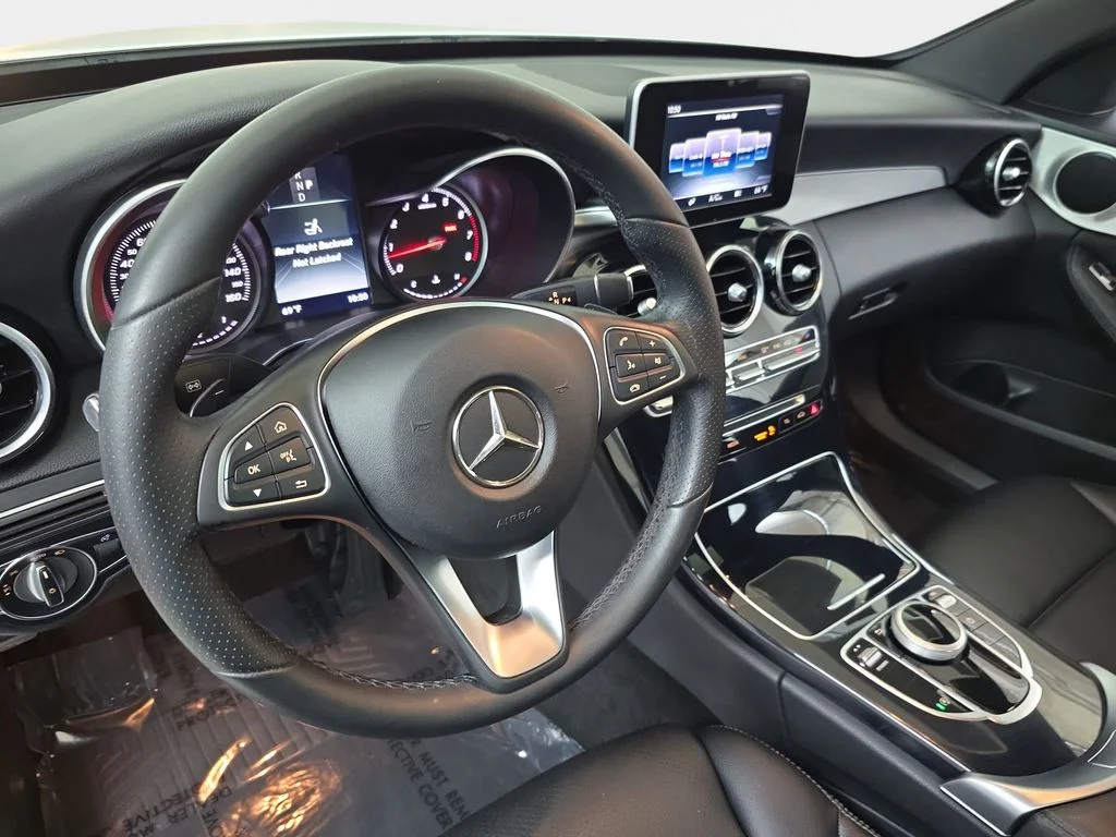 Used 2018 Polar White Mercedes-Benz C 300 image 18