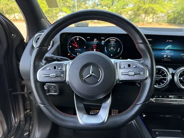 Used 2023  Mercedes-Benz GLA 250 image 14