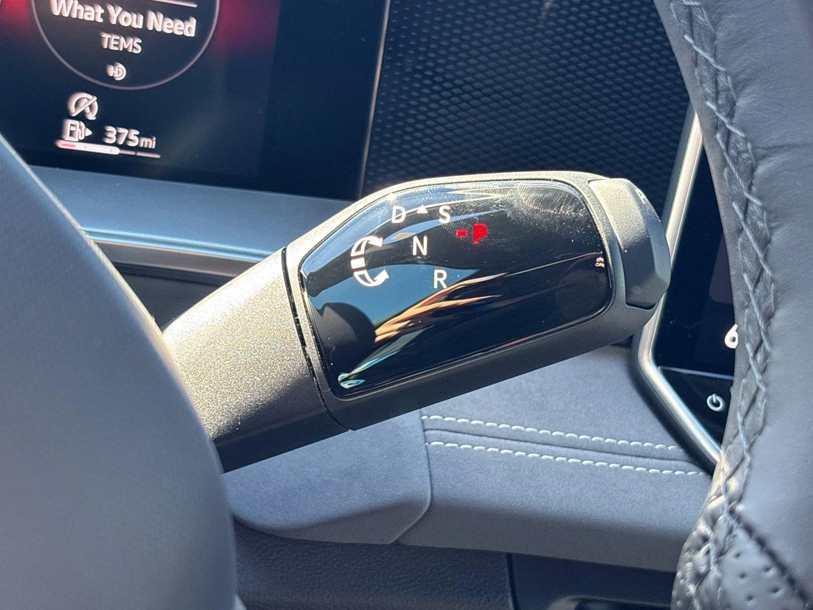 New 2026 Monterey Blue w/Deep Black Roof Volkswagen SE R-Line Black image 26