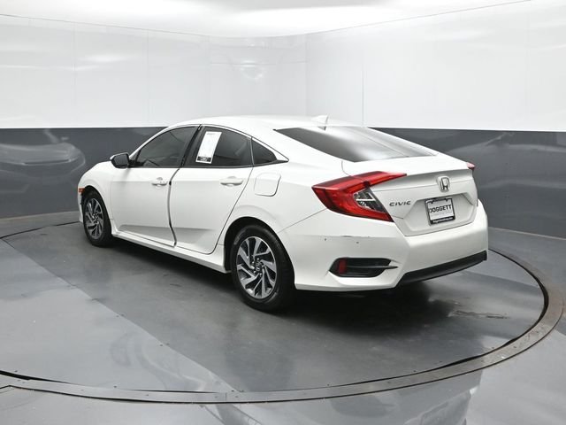 Used 2018 White Honda EX image 5