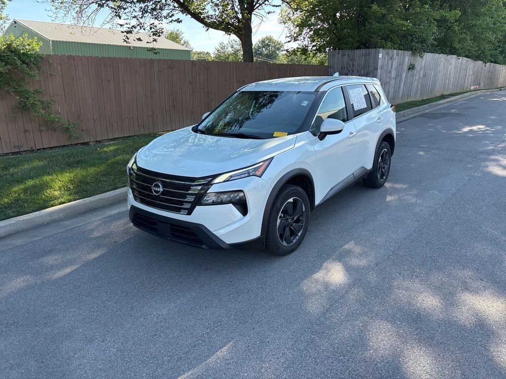 Used 2024 White Nissan SV image 1