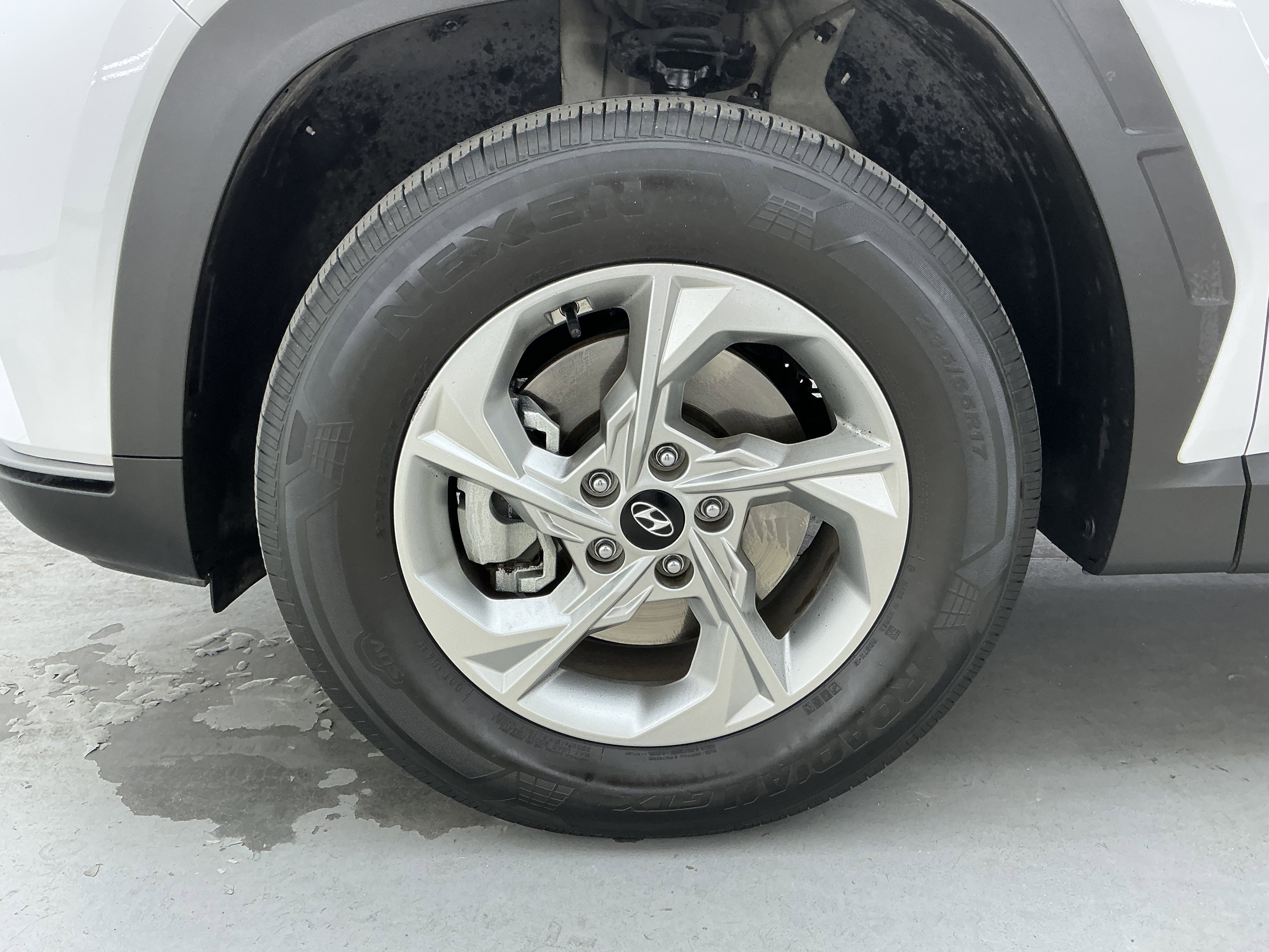Certified Used 2024 White Pearl Hyundai SEL image 18