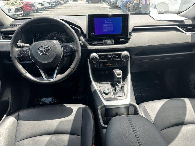 Certified Used 2023 MAGNETIC GRAY MET. Toyota  image 10