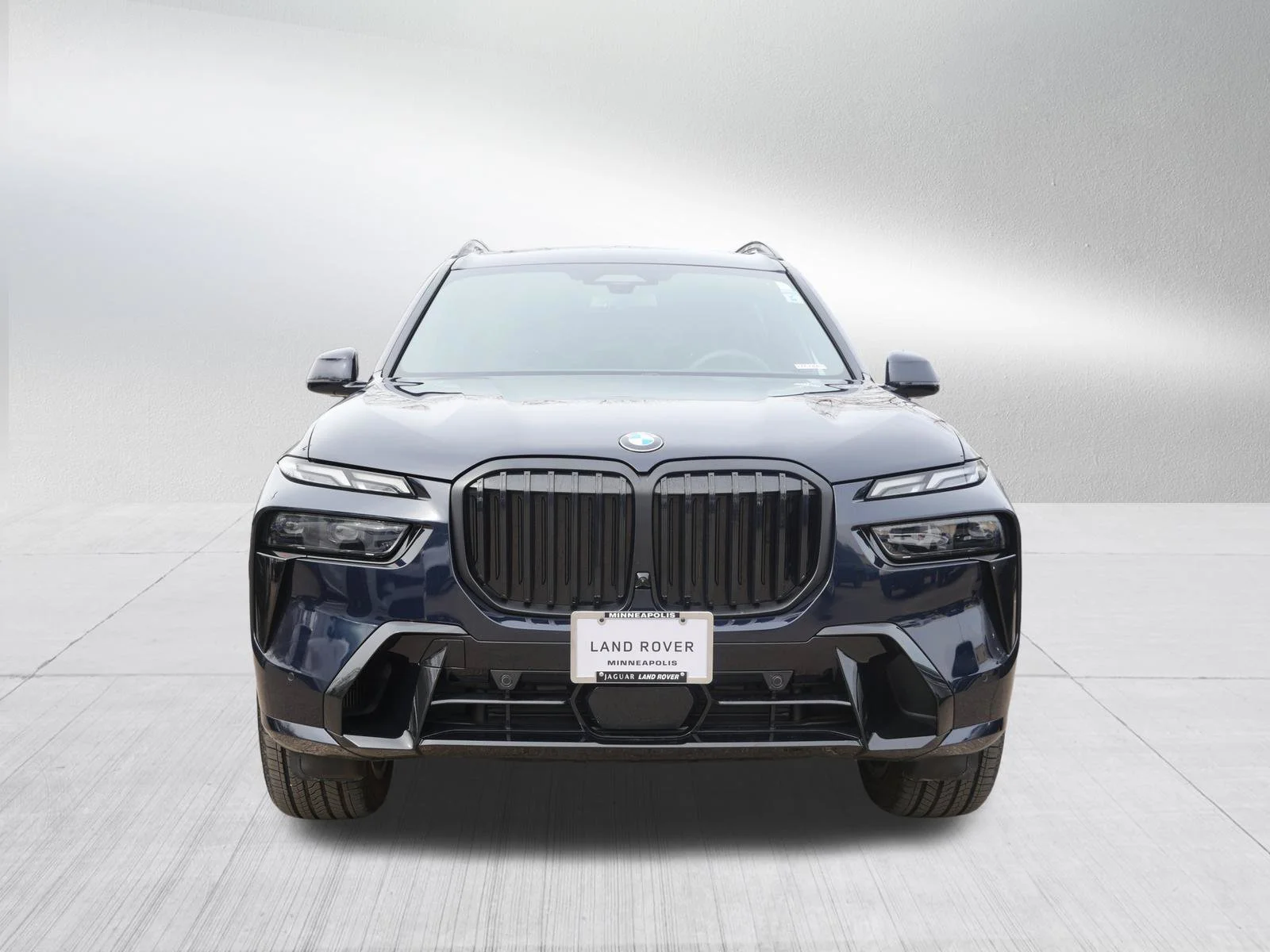 Used 2026 Carbon Black Metallic BMW xDrive40i image 8