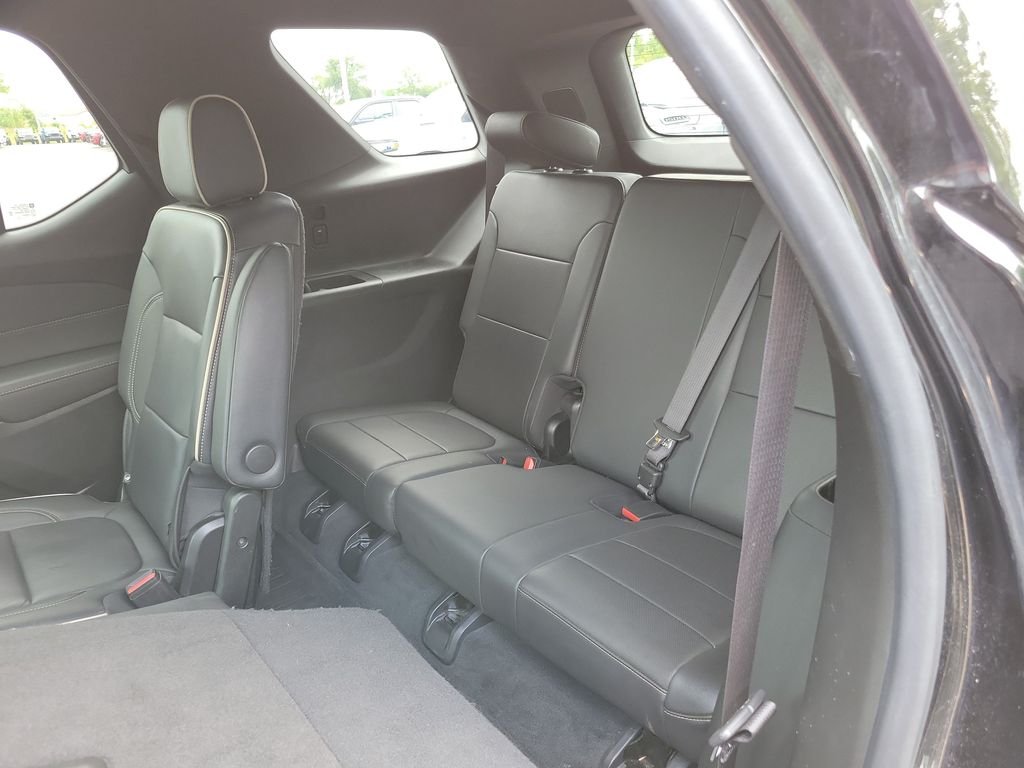Used 2022 Black Chevrolet Premier image 13