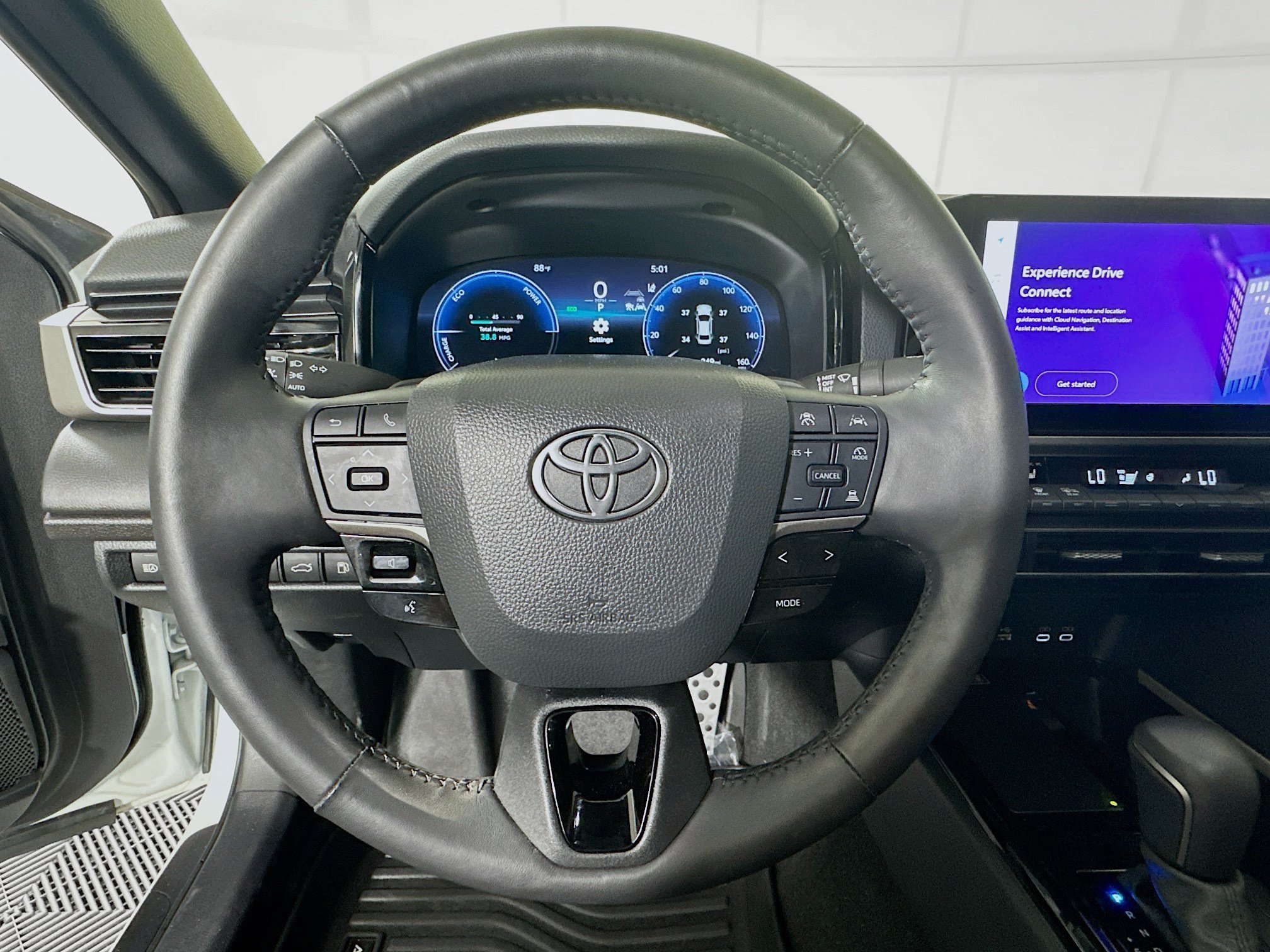 Used 2025 Pearl Toyota XSE image 15