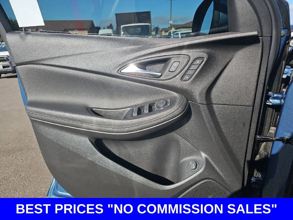 Used 2024 Blue Buick Avenir image 27