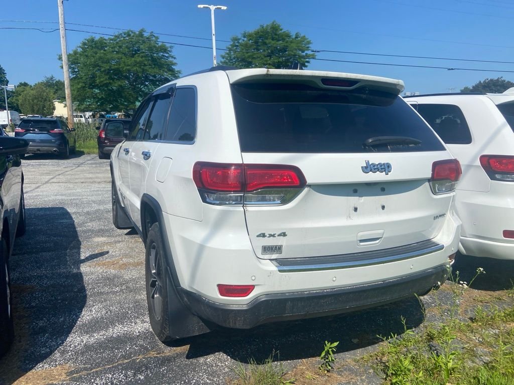 Used 2022 Bright White Clearcoat Jeep Limited image 4