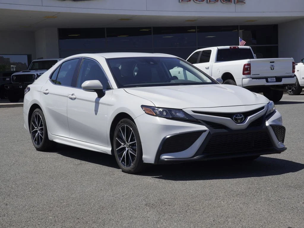 Used 2024 White Toyota SE image 1