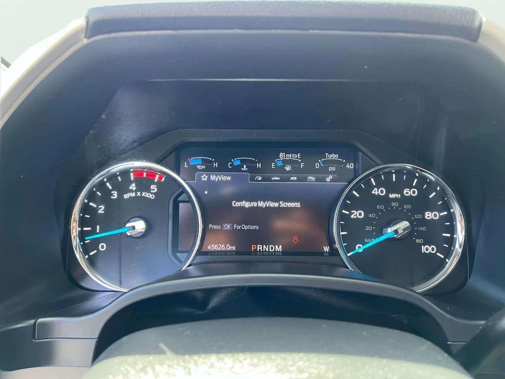 Used 2021 White Ford Lariat image 14