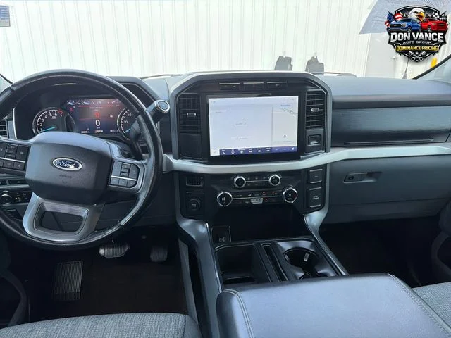 Used 2021 Black Ford XLT image 12