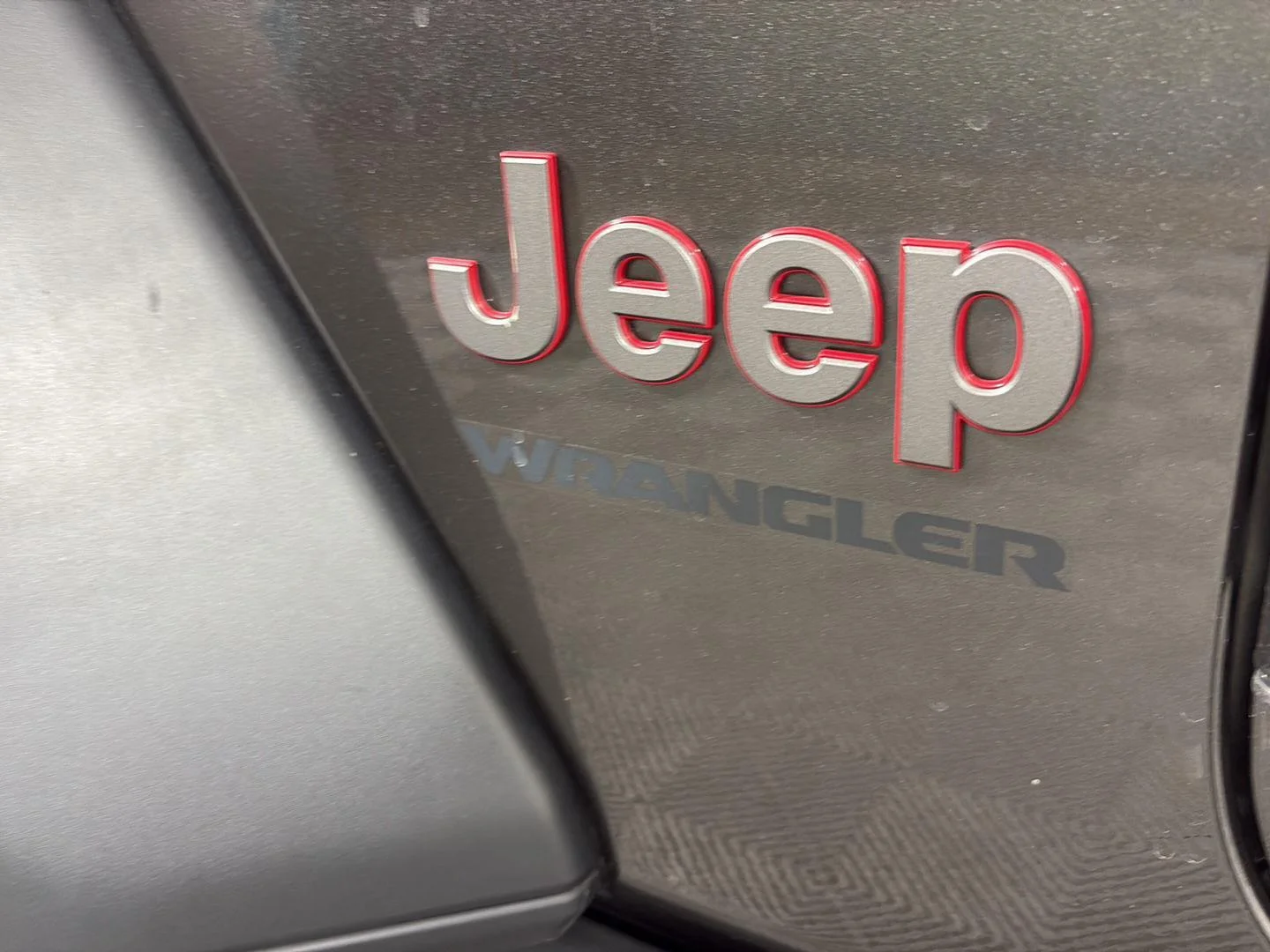 Used 2019 Granite Crystal Metallic Clearcoat Jeep Rubicon image 9