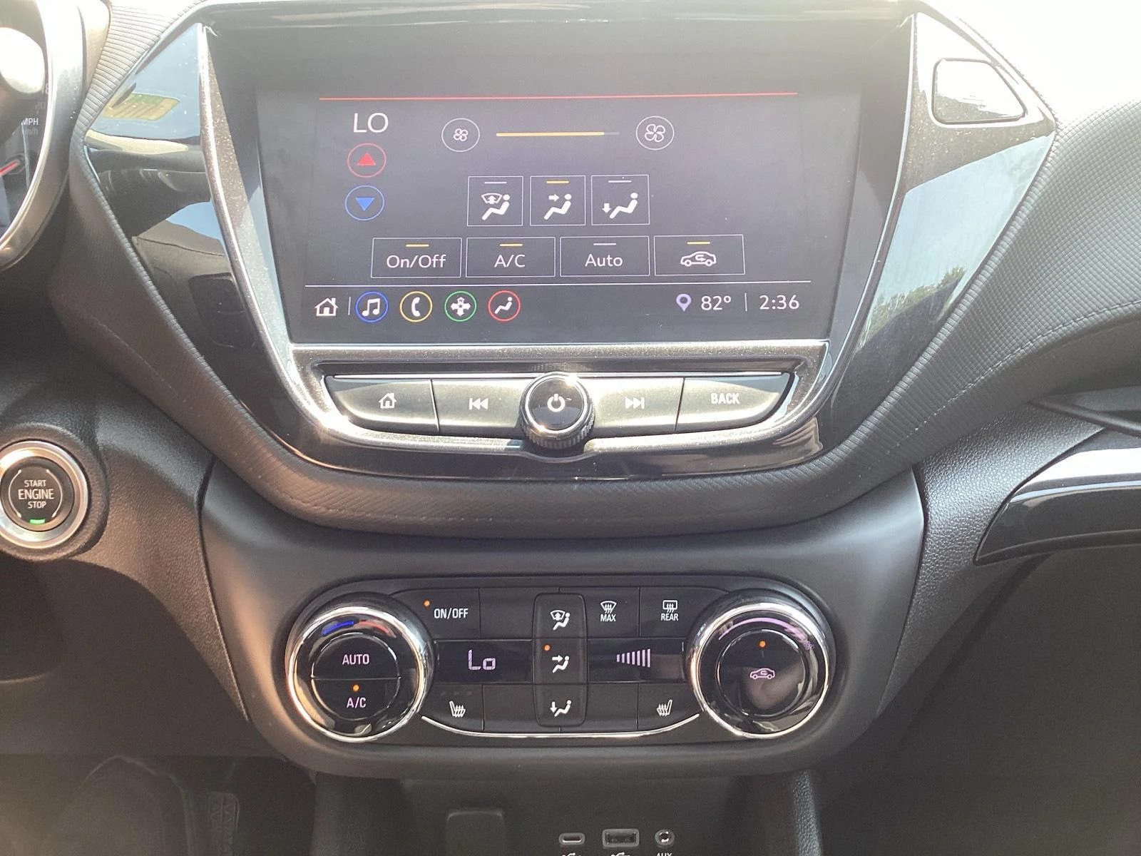 Used 2022 Mosaic Black Metallic Chevrolet LT image 25