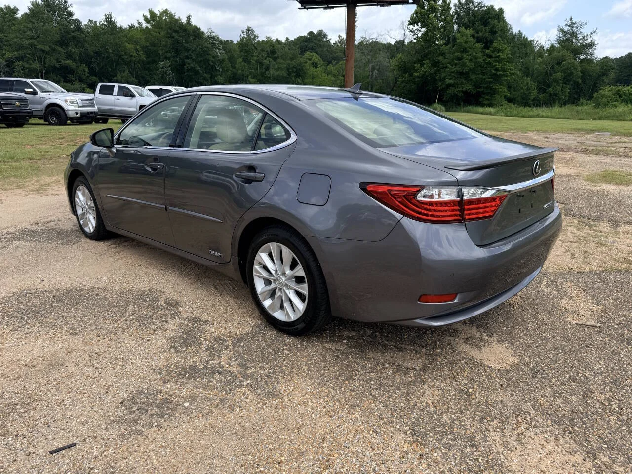 Used 2013 Gray Lexus Base 4dr Sedan image 3
