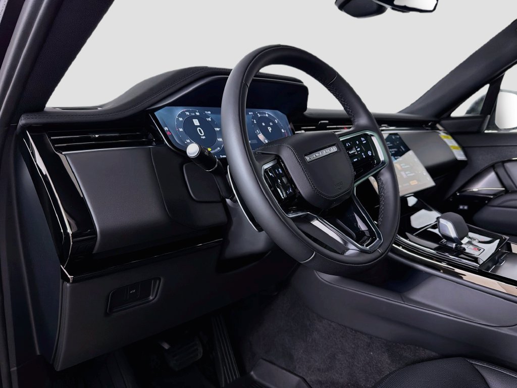 New 2027 Santorini Black Land Rover  SE P360 image 9