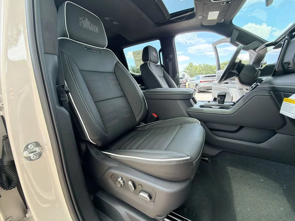 2026 GMC Sierra 1500 AT4X - Photo 37