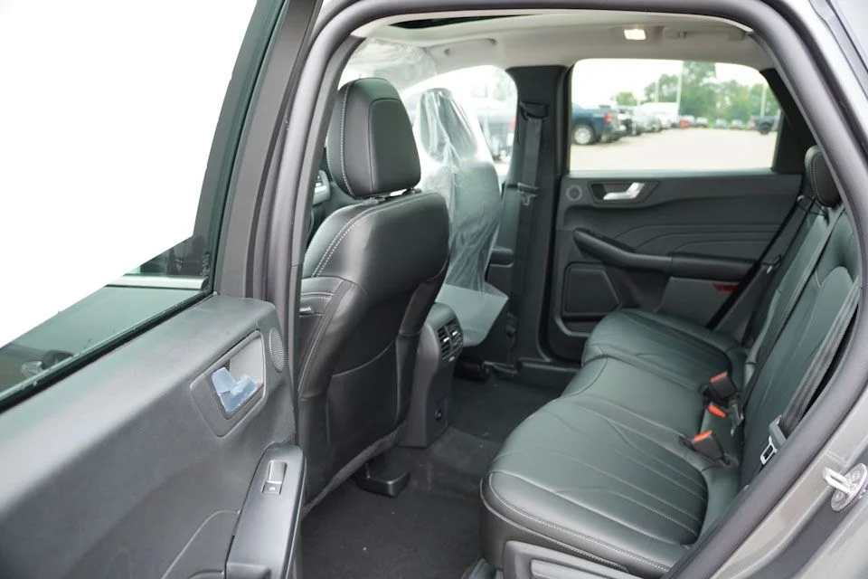 2025 Ford Escape Plug-in hybrid PHEV - Photo 11
