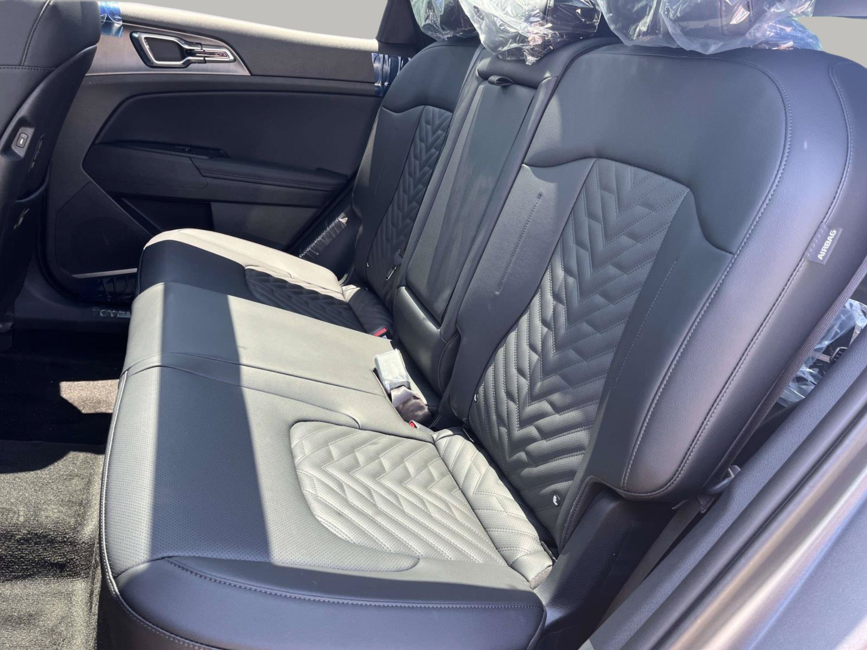 New 2026 Shadow Matte Gray Kia X-Line image 18