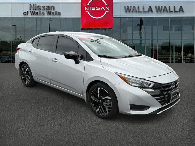 2025 Nissan Versa SR