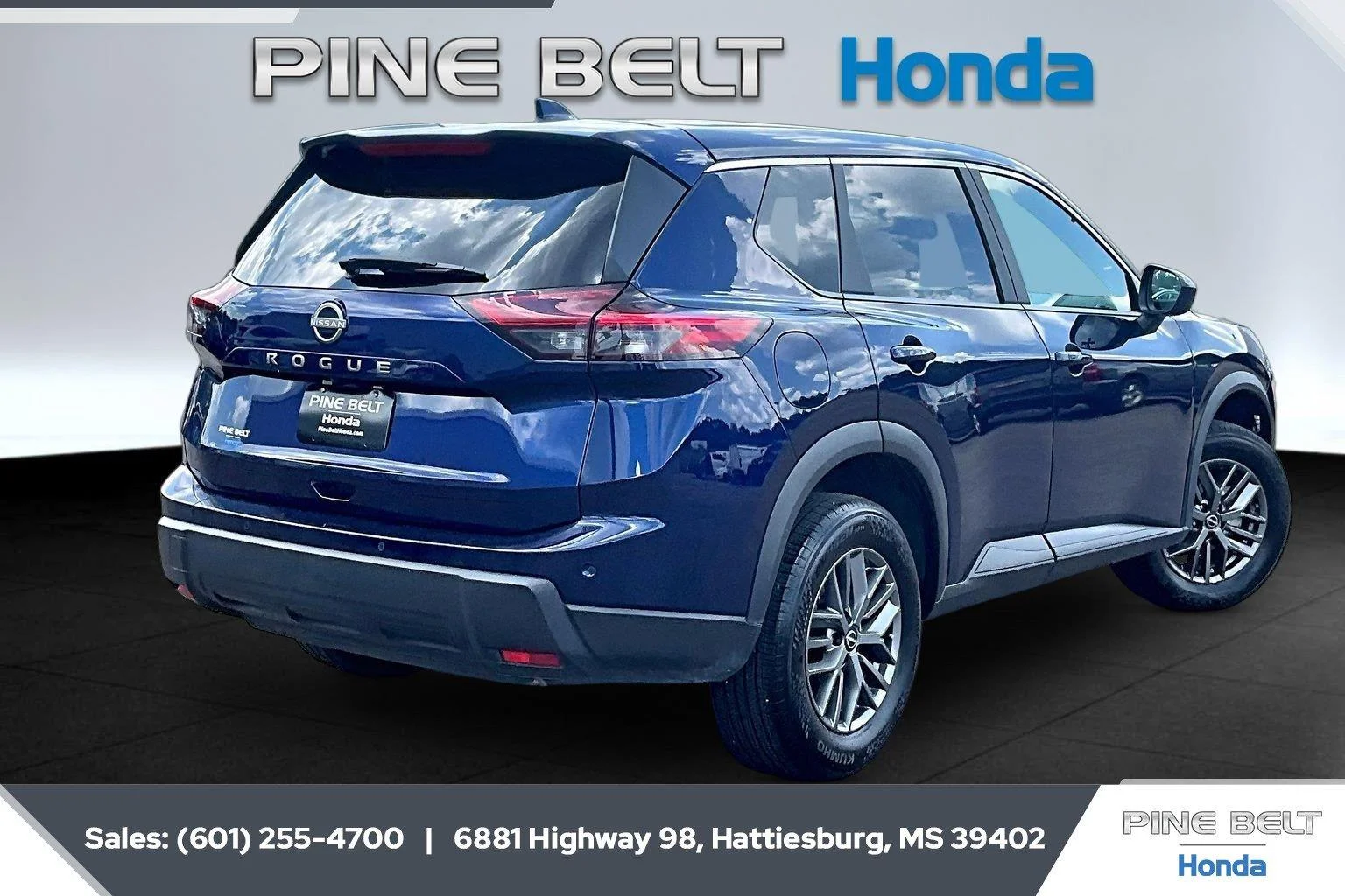 Used 2026 Deep Ocean Blue Pearl Nissan SV image 11