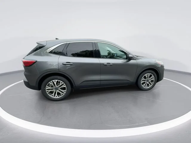 Used 2022 Gray Ford SEL image 9