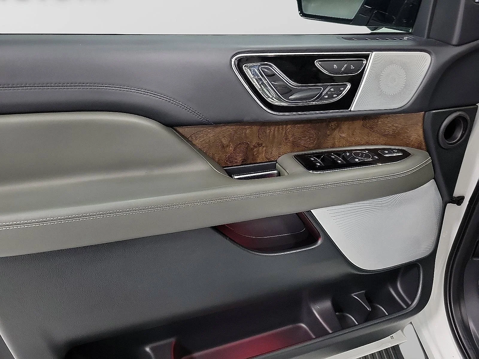 2024 Lincoln Navigator Black Label L - Photo 11