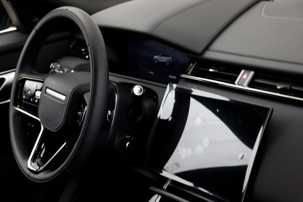 New 2026 Arroios Grey LAND ROVER Dynamic SE image 20