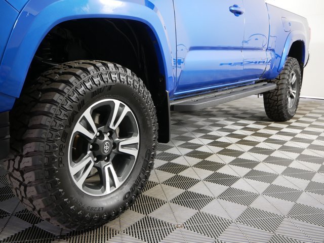 Certified Used 2017 Blazing Blue Pearl Toyota Extended Cab SR5 image 2