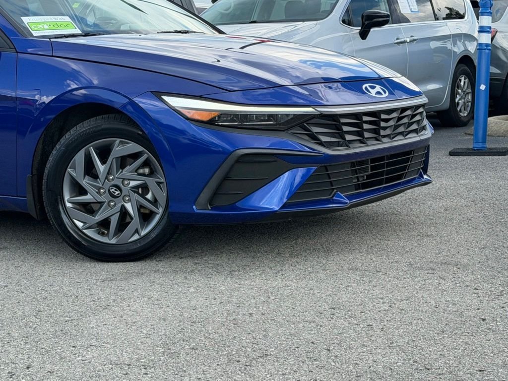 Used 2024 Intense Blue Hyundai SEL image 2