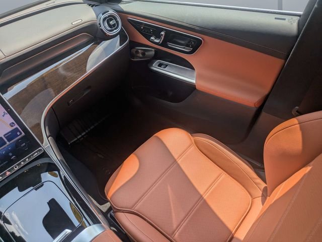 Used 2025  Mercedes-Benz GLC 350e image 18